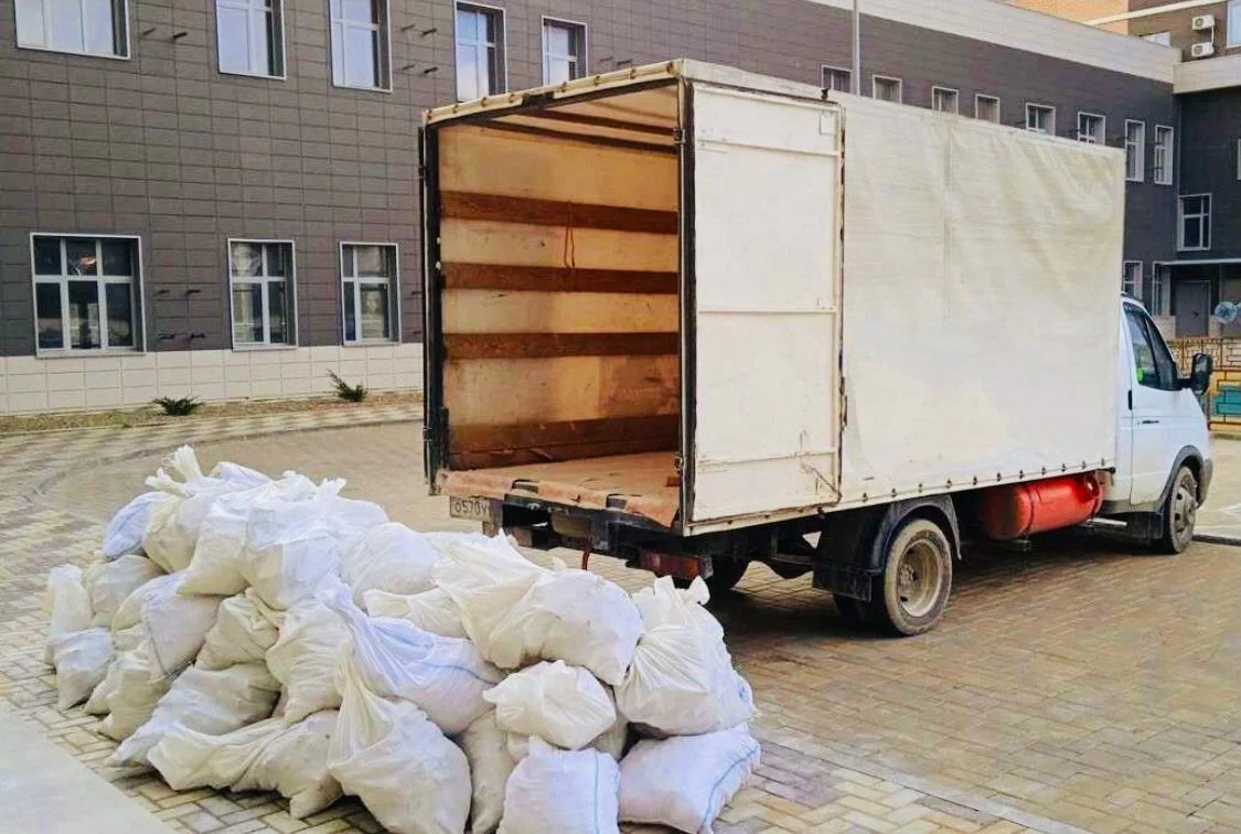 Вывоз строительного мусора из новостроек в Омске в октябре